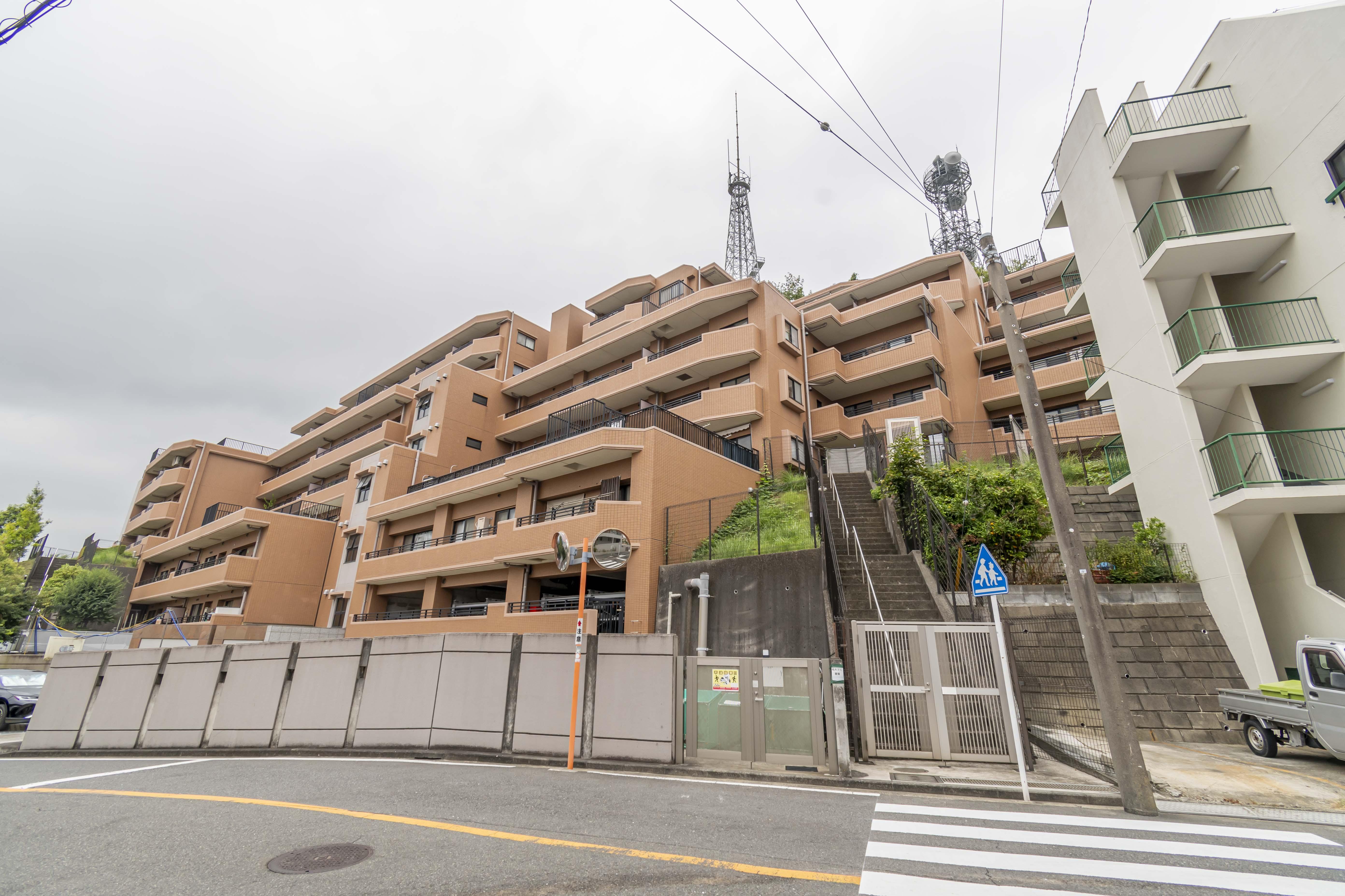 コスモヒルズ永田山王台