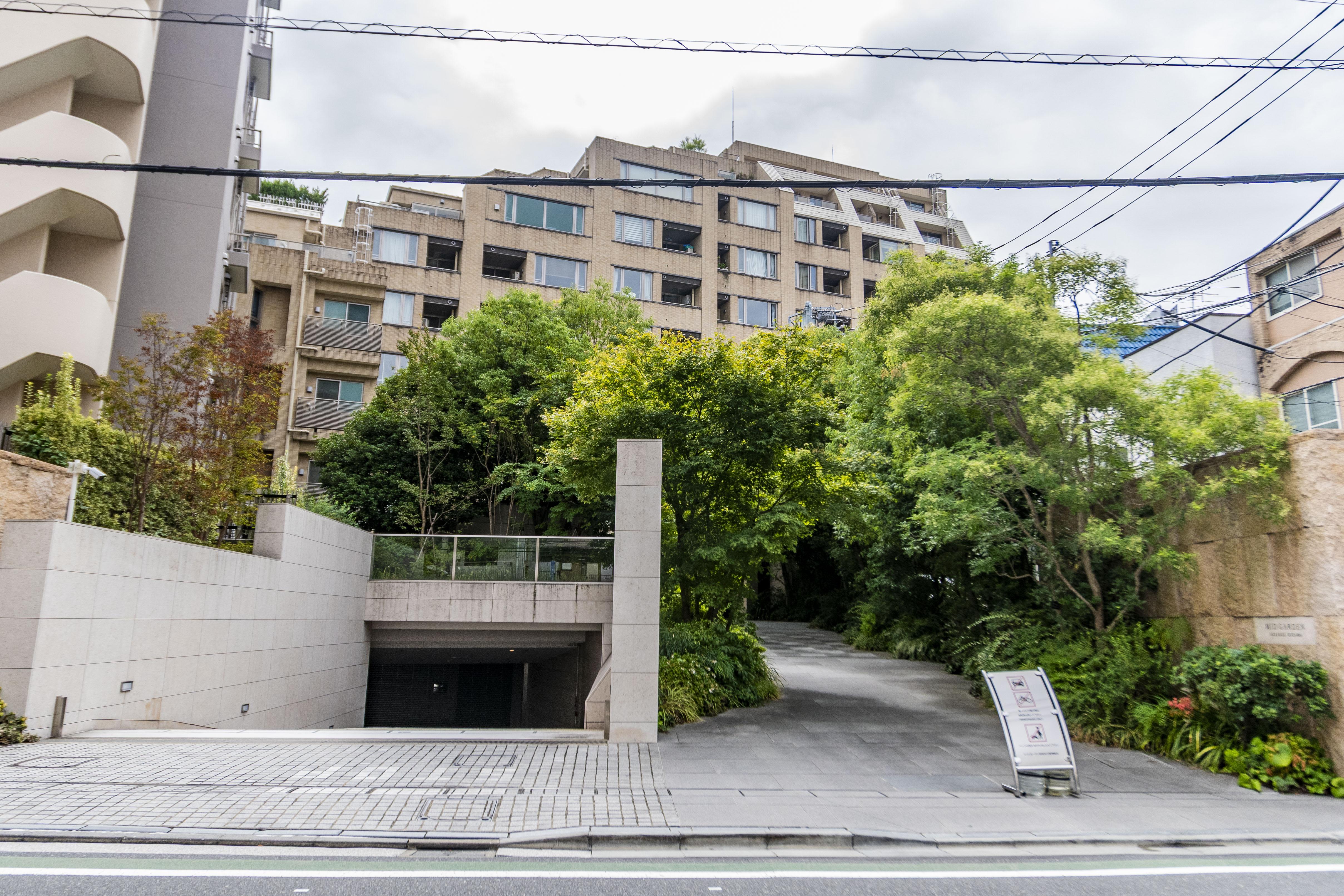 ミッドガーデン赤坂氷川