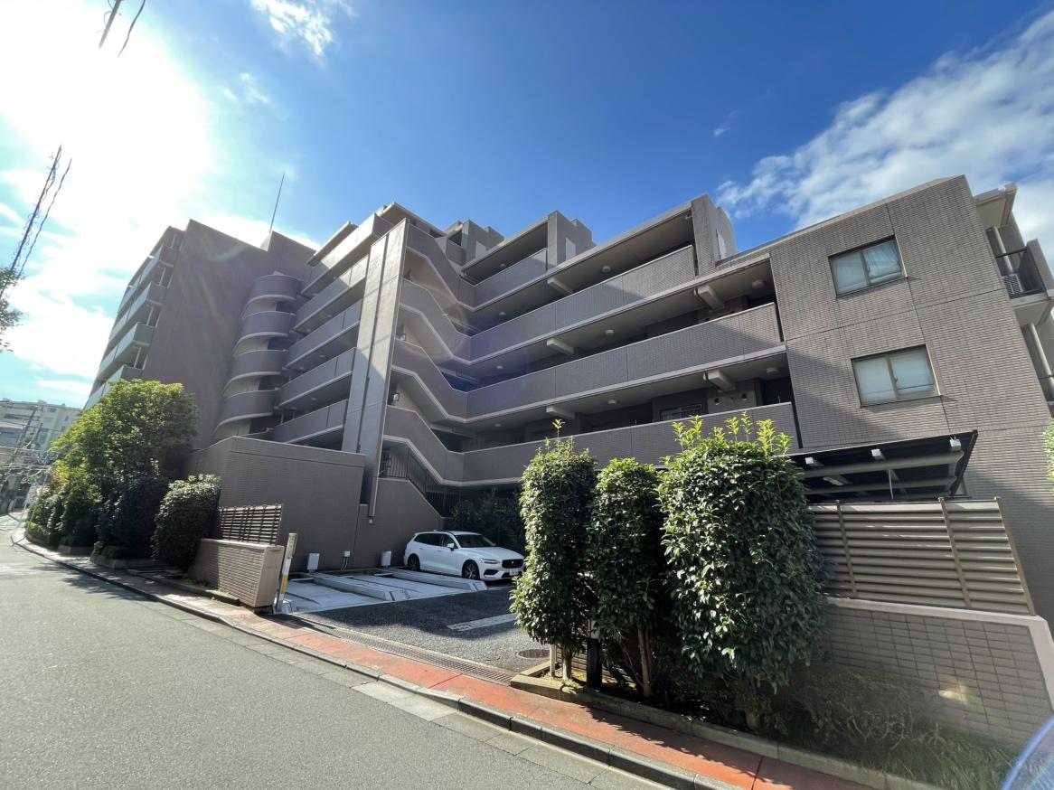 パルテール白金