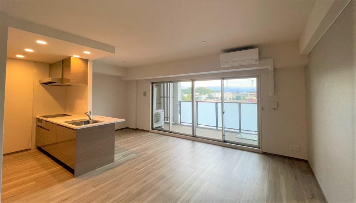 プレサンス　ロジェ　金沢　香林坊