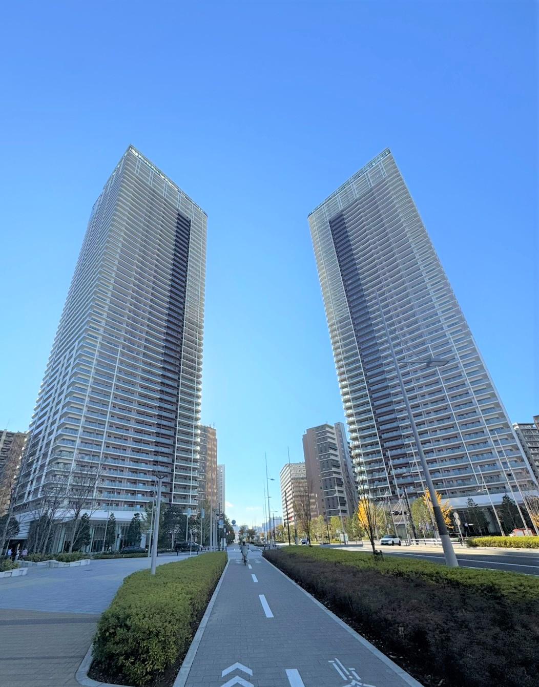 ＨＡＲＵＭＩ　ＦＬＡＧ　ＳＵＮ　ＶＩＬＬＡＧＥ　Ｔ棟