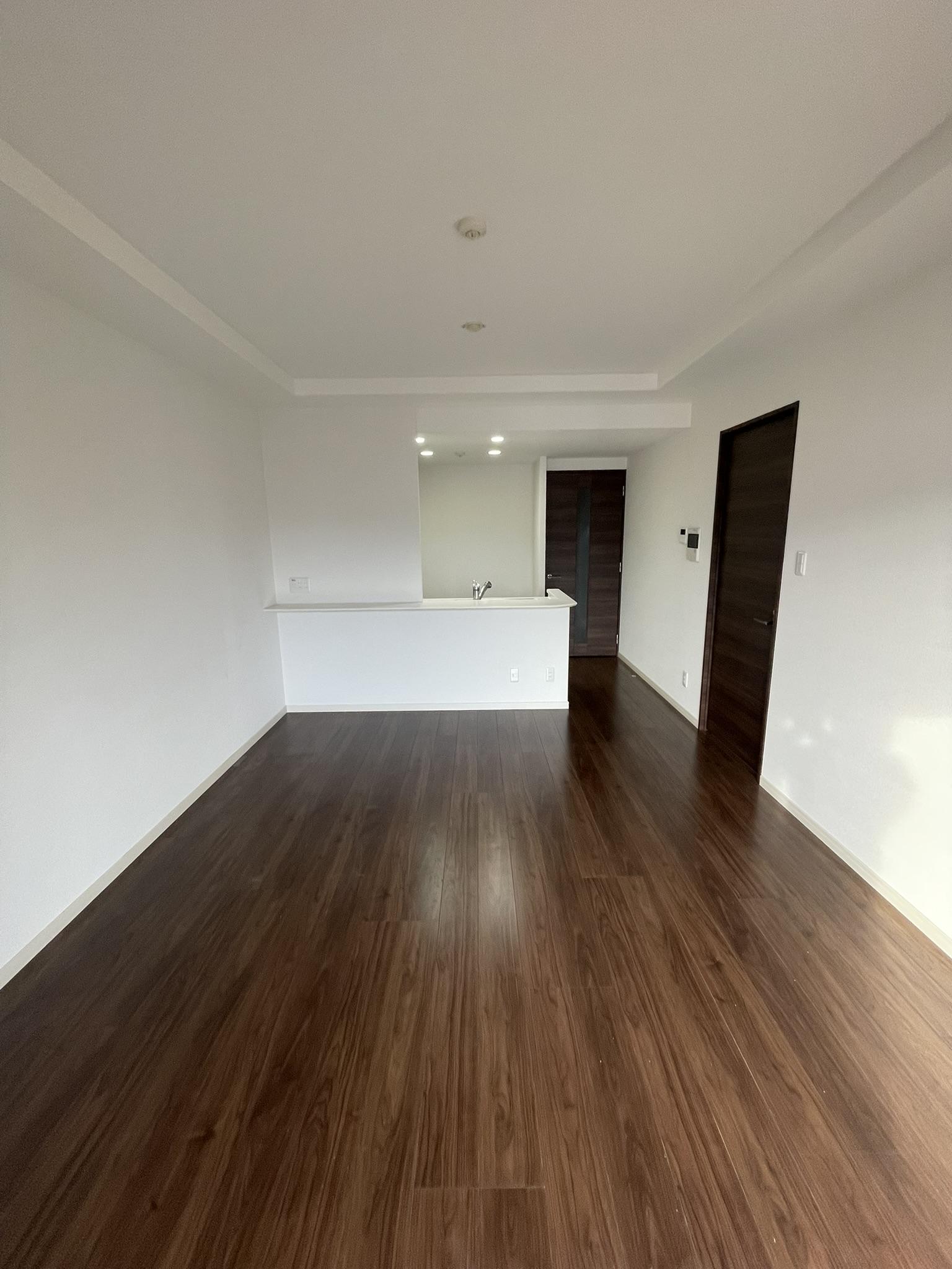 ロイヤルガーデンはりまや町