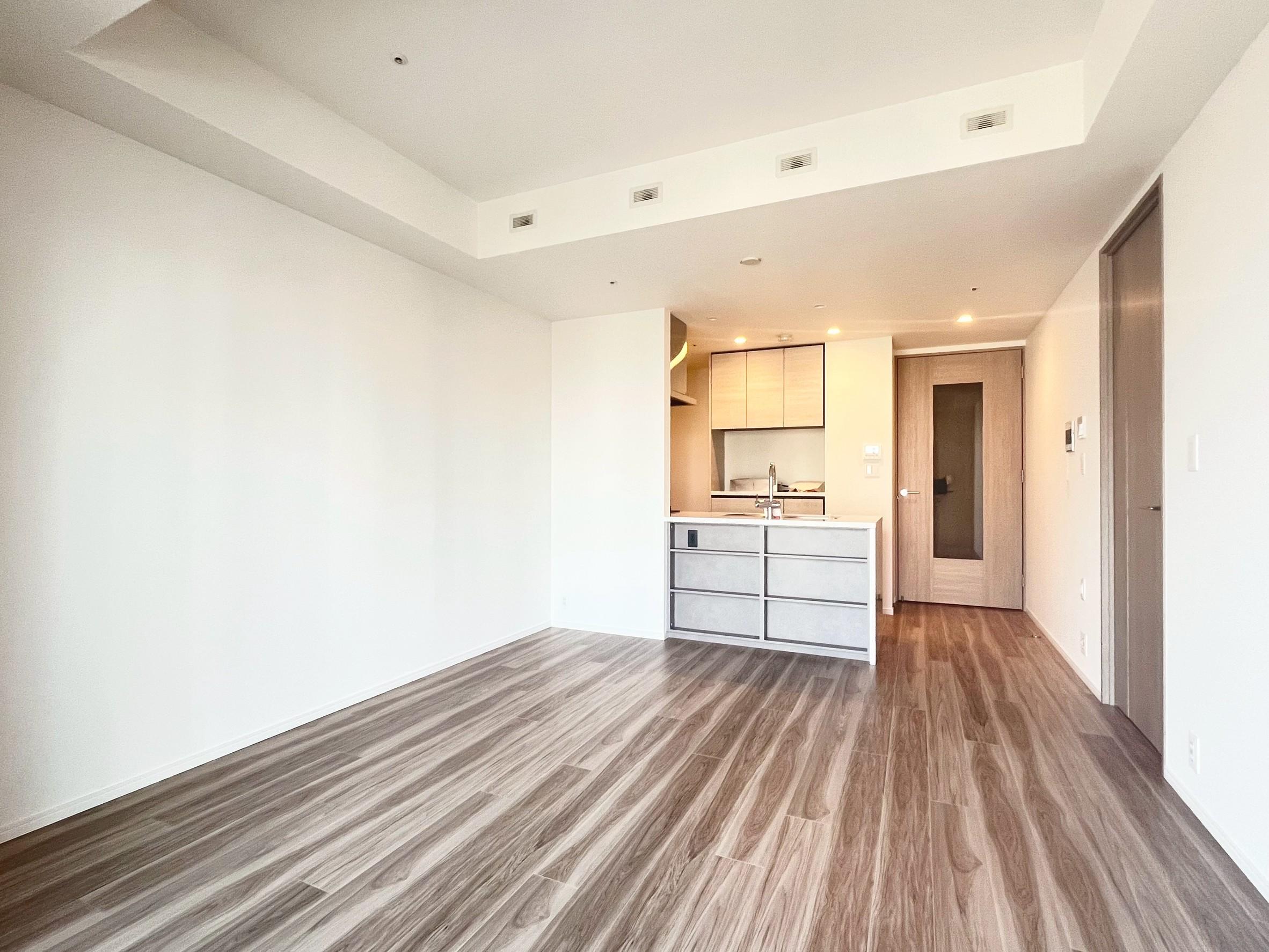 ＨＡＲＵＭＩ　ＦＬＡＧ　ＳＵＮ　ＶＩＬＬＡＧＥ　Ｔ棟