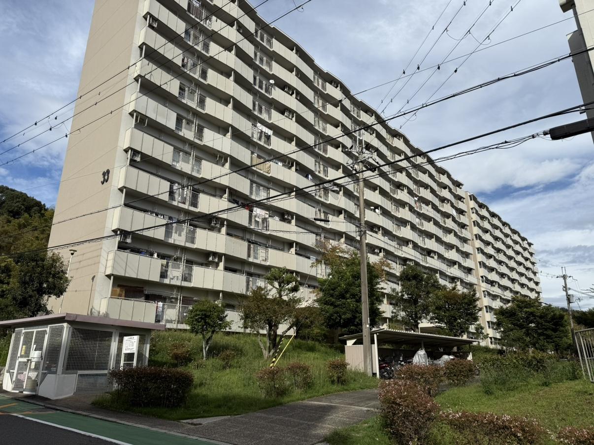 若山台第１住宅３３号棟