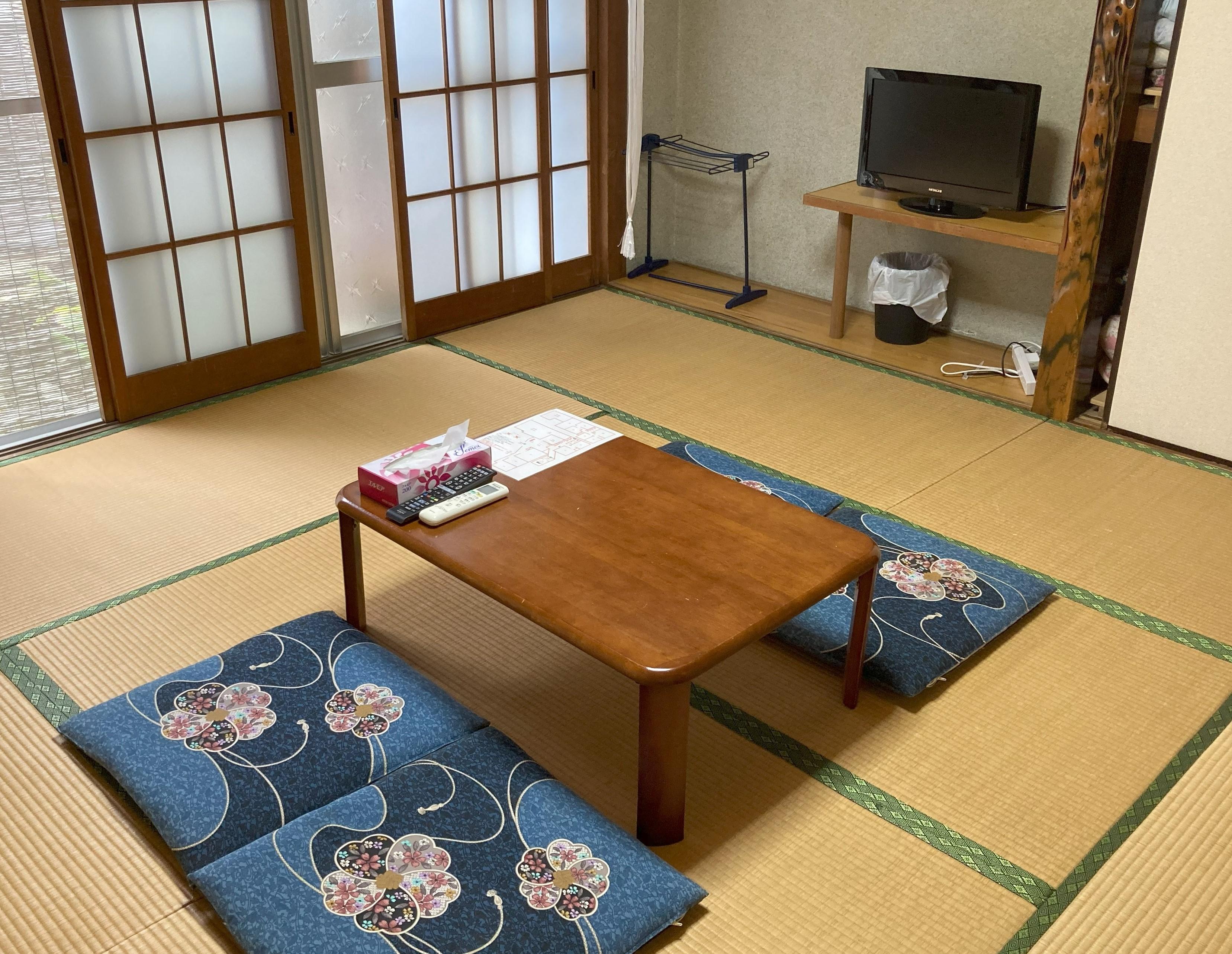 伊豆大島元町売旅館  