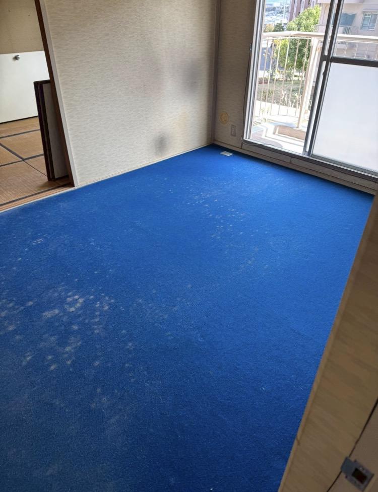 押草団地４０２号棟