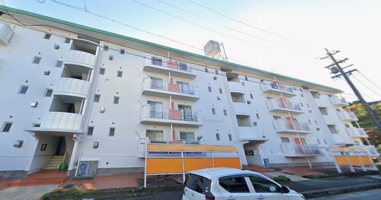 ハイツ赤崎マンションＡ棟