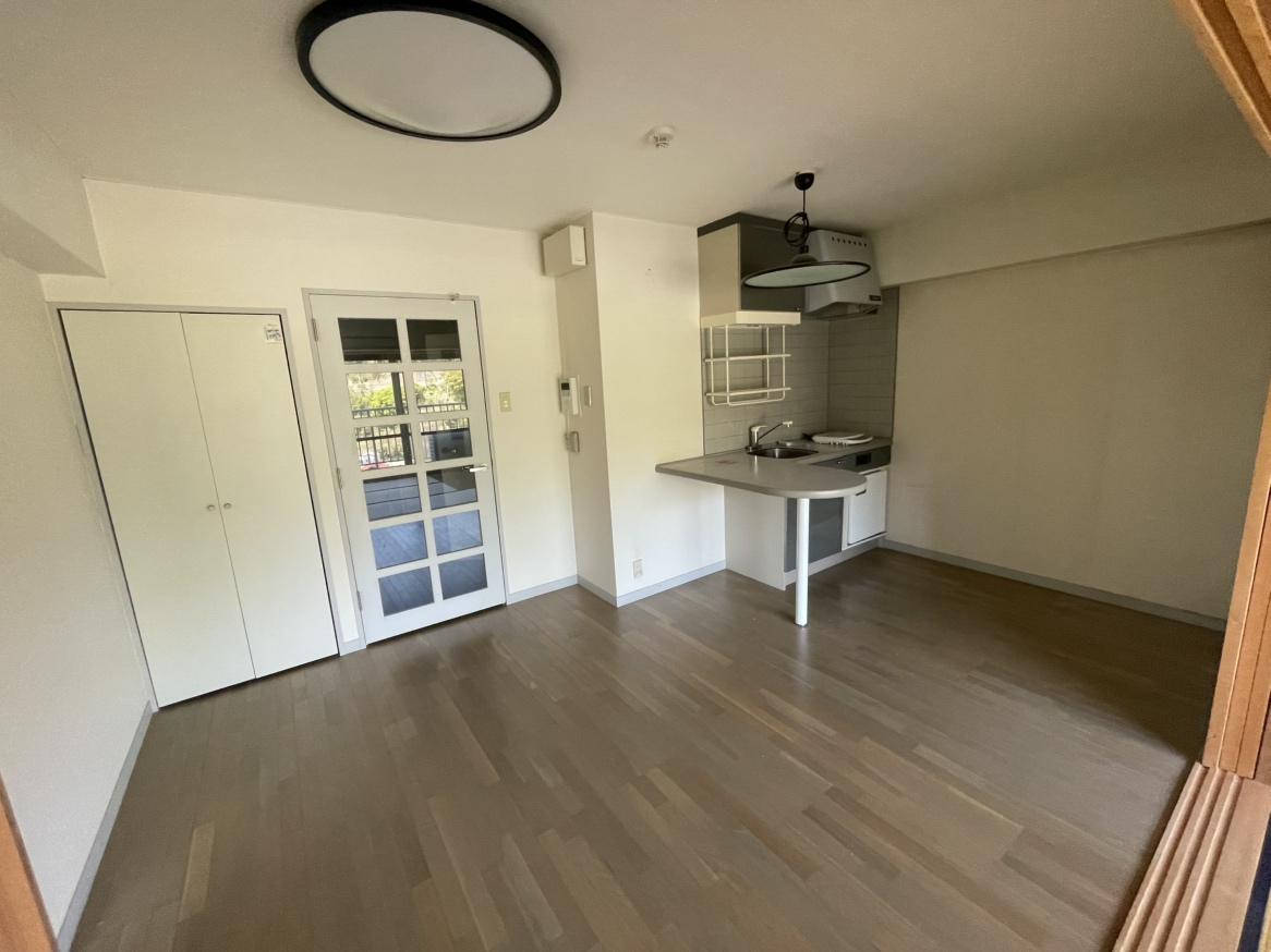 バイスバーデン月夜野ヴィラⅢ